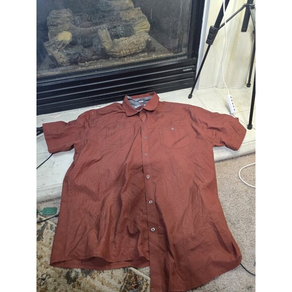 Kuhl | Mountain Grown | Men's XL | Short Sleeve Shirt | Burgundy | Button Up - Picture 1 of 7